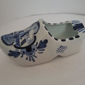 Delfts Vintage Ceramic Holland Shoe Cigarette Ashtray Trinket Dish Windmill